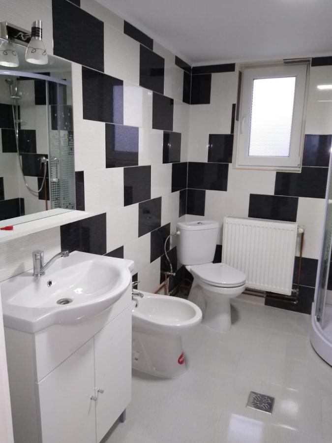 Casa M Appartement Câmpulung Moldovenesc Buitenkant foto