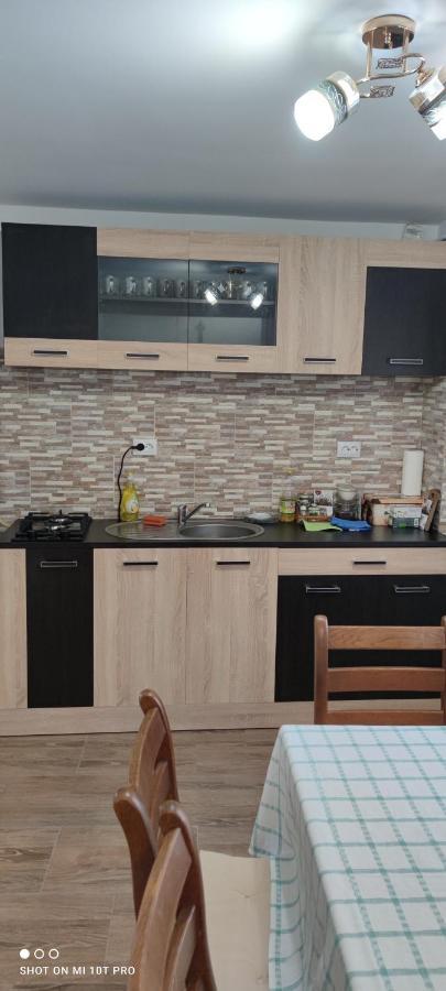 Casa M Appartement Câmpulung Moldovenesc Buitenkant foto